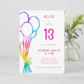 Handgezeichnete Lässige Birthday Rainbow Ballon Ki Einladung (Stehend Vorderseite)