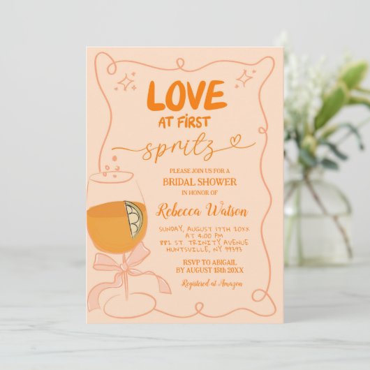 Handgezeichnete Liebe im First Spritz Brautparty Einladung (Stehend Vorderseite)