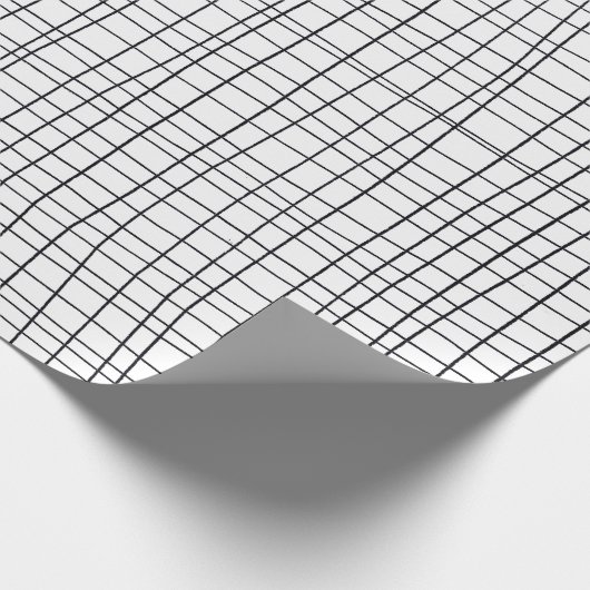 Handgezeichnete Pinstrichgitter-Linien schwarz-wei Geschenkpapier (Ecke)