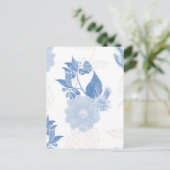 Handgezeichneter blauer Blumenmusterhintergrund  Postkarte (Stehend Vorderseite)