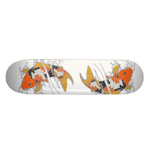 Handgezeichneter Koi-Skateboard
