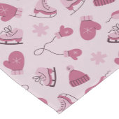 Handgezeichneter Winter Muster Rosa Tischläufer (Ecke)