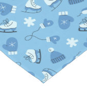 Handgezeichneter Winterpattern blauer Tischläufer (Ecke)
