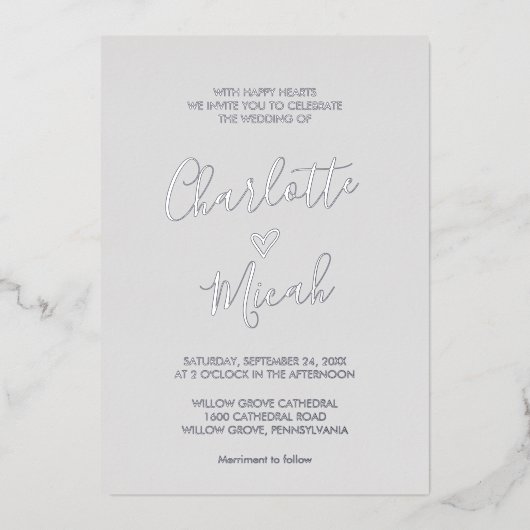 Handgezeichnetes Herz | Silver Foil Text Gray Wedd Folieneinladung (Vorderseite)