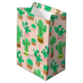 Handgezeichnetes Kaktusmuster Mittlere Geschenktüte (Rückseite Schrägansicht)