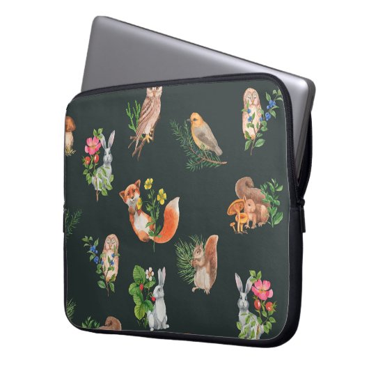 Handgezeichnetes nahtloses Muster mit Aquarellwald Laptopschutzhülle (Vorderseite Links)