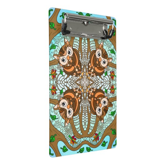 Handgezeichnetes Owl Mandala Artwork Mini Klemmbrett (Schrägansicht)