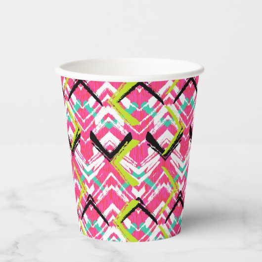Handgezeichnetes Rosa Zig-Zag-Muster Pappbecher (Vorderseite)
