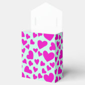 Handgezeichnetes rosafarbenes Herzvalentingeschenk Geschenkschachtel (Geöffnet)