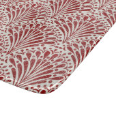 Handgezogene Bohemische Schuppen, rot auf Creme Schneidebrett (Ecke)