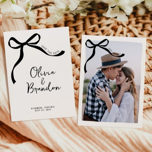 Handgezogener Wagen mit Creme und schwarzem Knebel Save The Date