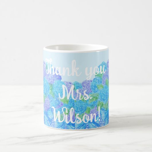 Handgezogenes Hydrangea in Vase Kaffeetasse (Mittel)