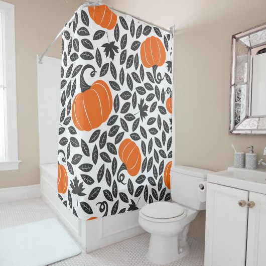 Handgezogenes nahtloses Muster mit Kürbis und Leck Duschvorhang (Beispiel)