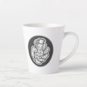 Handgranate im Stil von Comicen Milchtasse (Rechts)