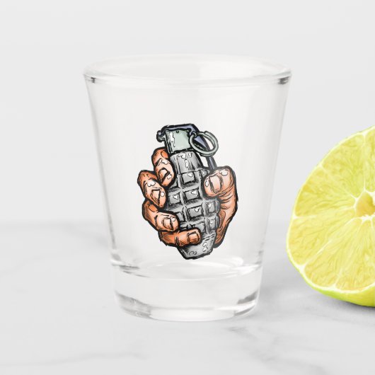 Handgranate im Stil von Comicen Schnapsglas (Vorderseite)