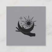 Handhaltender Mond und Sonne Quadratische Visitenkarte (Rückseite)