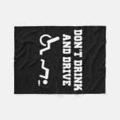 Handicap With Wheelchair Joke Dont Drink And Driv Fleecedecke (Vorderseite (Horizontal))