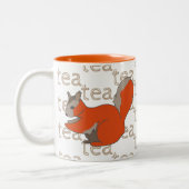 Händisch gezeichnet Tee-Kaffeekaffee Rotes Eichhör Zweifarbige Tasse (Links)