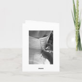 Händlerin schnürt Hochzeitskleid zurück Karte (Rückseite)