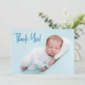 Handlettern Baby Foto Dusche Blue Script Ankündigung (Stehend Vorderseite)