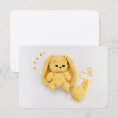 Handmade Crochet Bunny – Cozy Yarn Aesthetic Begleitkarte (Vorne/Hinten)