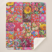Handmade Floral Patchwork Quilt Hintergrund Sherpadecke (Vorderseite)