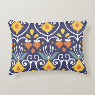 Handmade Ikat: Ethnic Boho Fabric Dekokissen