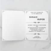 Hands of a Gay Wedding Couple with Rings Dankeskarte (Innenseite)