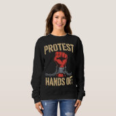 Hands Off Protest Activism Shirt – Bold Freedom (Vorne ganz)