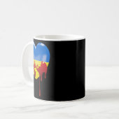 Hands Off Ukraine Bei Ukrainischer Demonstration G Kaffeetasse (Vorderseite Links)