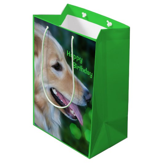 Handsome Golden Retriever Geschenktasche Mittlere Geschenktüte (Rückseite Schrägansicht)