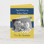 Handsome Husband auf deiner Foto-Karte zur Geburts Karte<br><div class="desc">Personalisieren Sie diese Geburtstagskarte für Ihren hübschen Ehemann. Designed in Marine,  blau und gold mit polka Punkte und Liebe Herzen. Ersetzen Sie das Foto durch Ihr eigenes,  fügen Sie seinen Namen hinzu und ändern Sie den Text in Anzug. **Samplefotos © Lynnrosedesigns***</div>