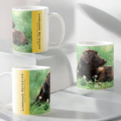 Handsome Labrador Retriever Portrait in Blume Kaffeetasse