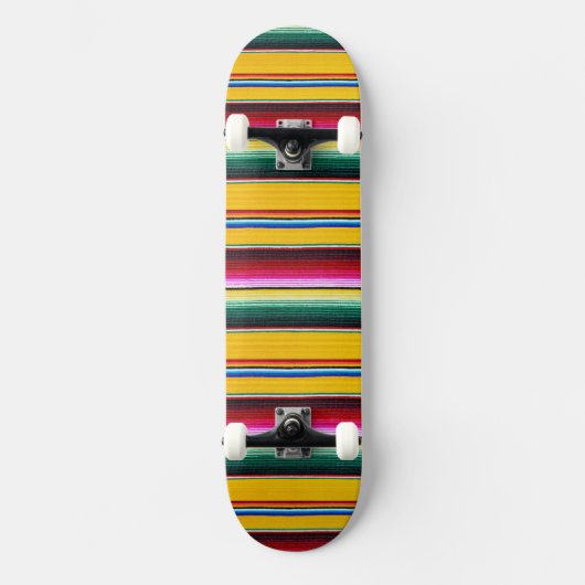 Handsome Orange Red Grüntöne Strip Pattern Skateboard (Vorderseite)