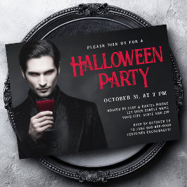 Handsome Vampir trinken Blut Halloween-Party Einladung