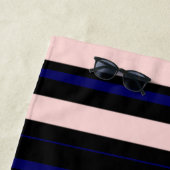 Handtuch mit rosa und blau lackierter Matte (Beispiel)