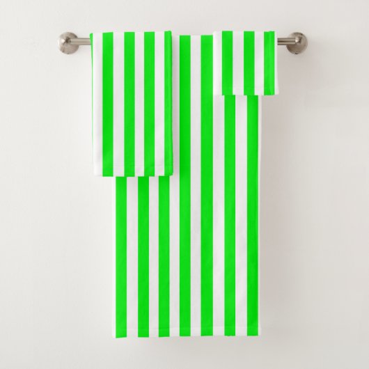 Handtücher aus grünem Streifen (Insitu)