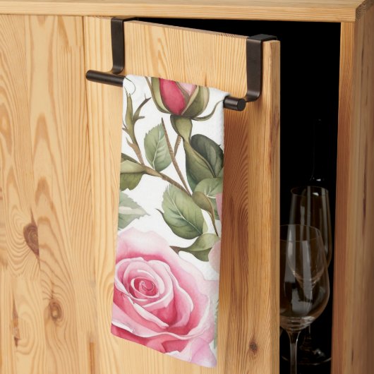 Handtücher mit hübschem Blumenmotiv (Drittel gefaltet)