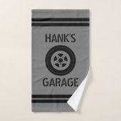 Handtuchgeschenk für Mechaniker in einer Garage Handtuch (Handtuch)