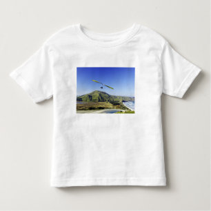 Hang Glider, Halbinsel Otago, in der Nähe von Dune Kleinkind T-shirt