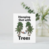 Hängematten-Camping mit Bäumen lustiger Spruch Postkarte (Stehend Vorderseite)