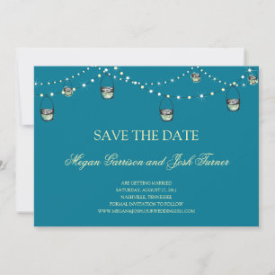 Hängende Mason-Gläser an einer Lichterkette STD Save The Date