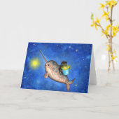Hängende Sterne mit einem freundlichen Narwhal Karte (Gelbe Blume)