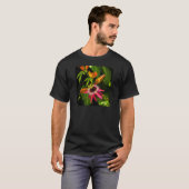 Hängendes rotes Bromeliad T-Shirt (Vorne ganz)