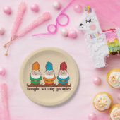 Hangin mit meinem Gnomies Brown Pappteller (Party)