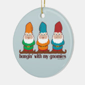 Hangin mit meinem Gnomies Keramikornament (Links)