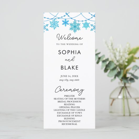 Hanging Blue Snowflakes White Wedding Programm (Stehend Vorderseite)