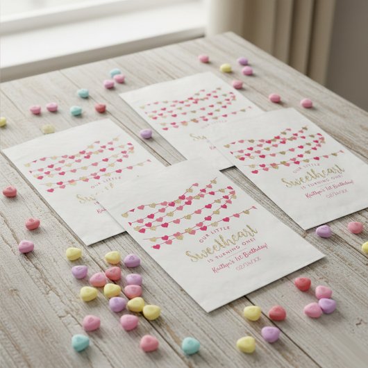 Hanging Love Hearts Little Sweetheart Birthday Geschenktütchen