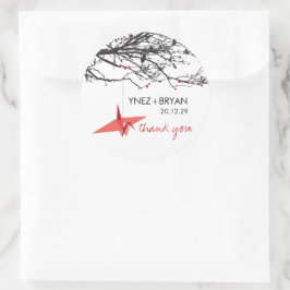 Hanging Red Origami Paper Crane Chic Asiatische Ho Runder Aufkleber