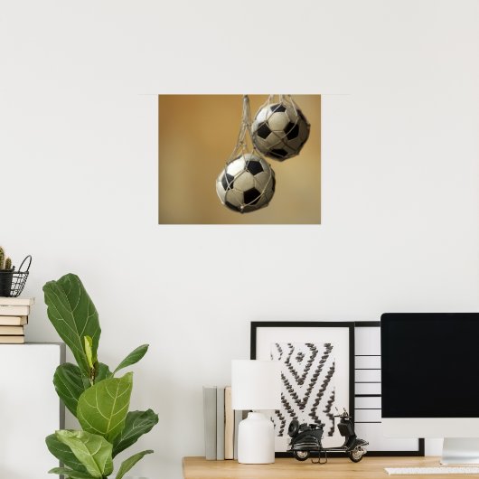 Hanging Soccer Balls Poster (Heimbüro)